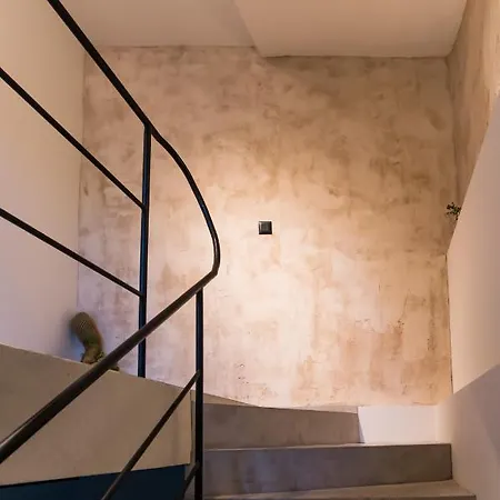 Kushin Apartment
